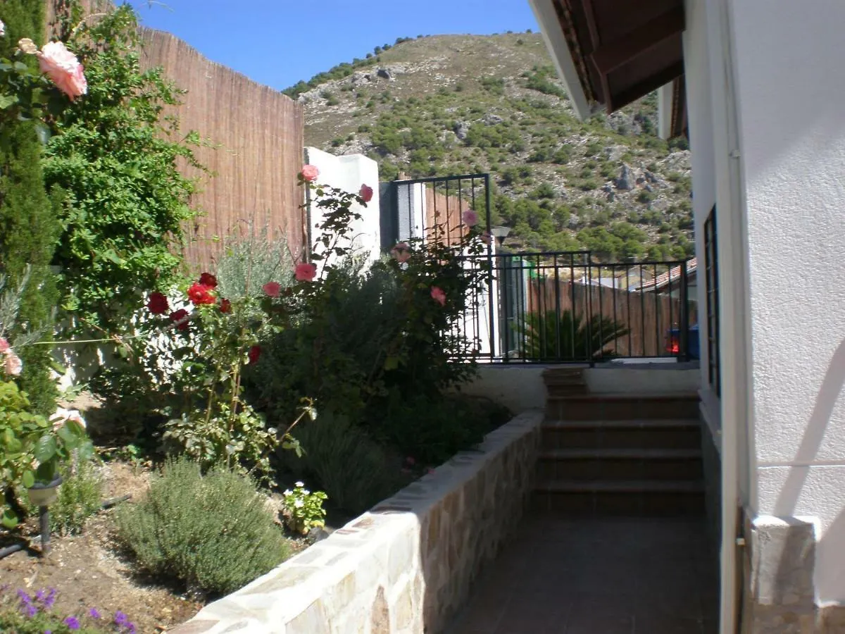 Villa Alfaguara-Holiday Home Granada & Sierra Nevada İspanya
